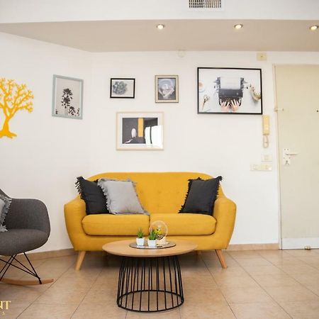 Stunning Sunny & Clean Apt In Artistic Old Jaffa Lägenhet Tel Aviv Exteriör bild